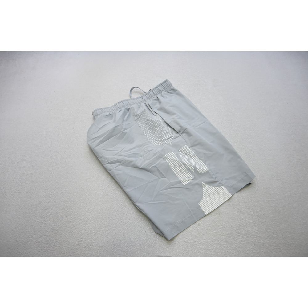 Under Armour Athletic Gym Shorts Mens Large Gray HeatGear Mesh Pockets Excellent